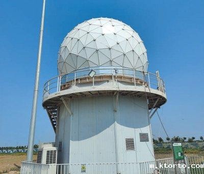 布设捕捉害虫的“天网” 图片2 布设捕捉害虫的“天网” 图片2